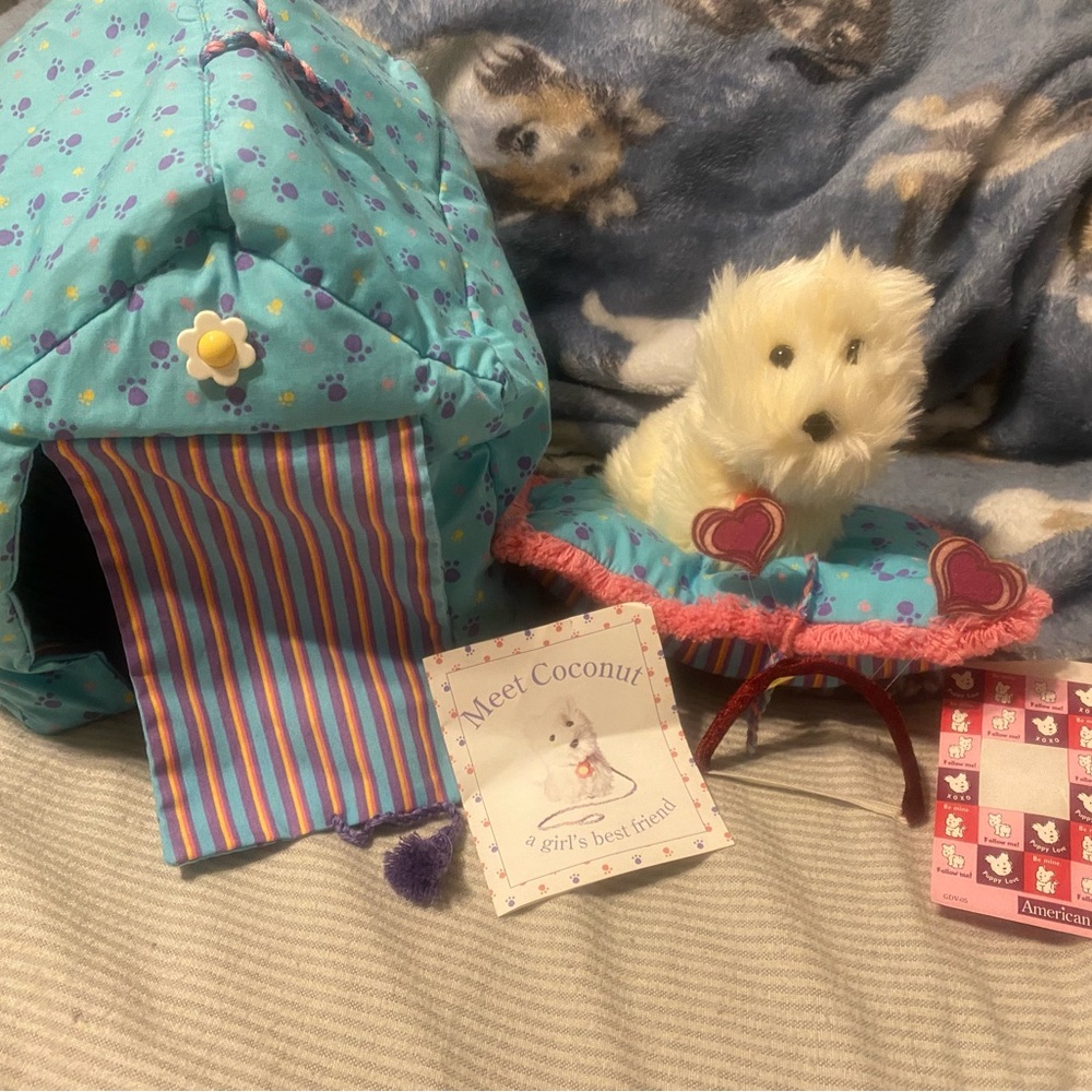 American Girl Coconut w/House